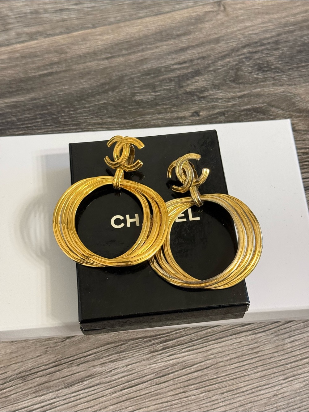 Chanel XL Vintage Gold Hoop CC Statement Clip On Dangle Earrings - Picture 2 of 12